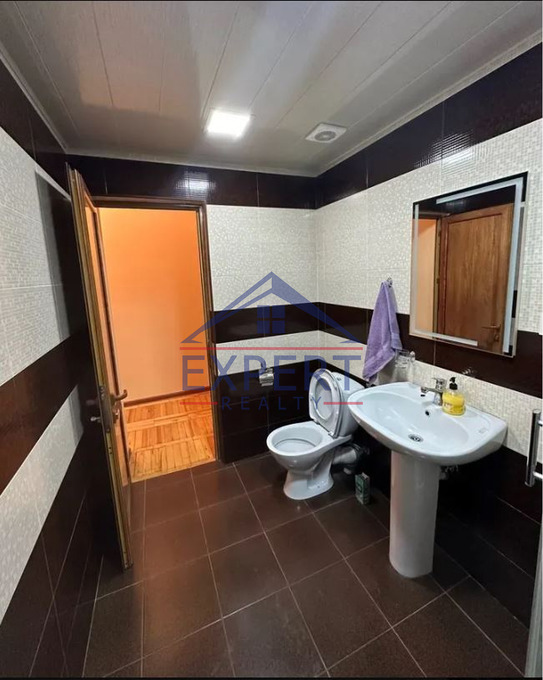 ԱՎԱՆ, ՍԱՅԱԹ ՆՈՎԱ ԹԱՂԱՄԱՍ, 2 ՍԵՆՅԱԿ