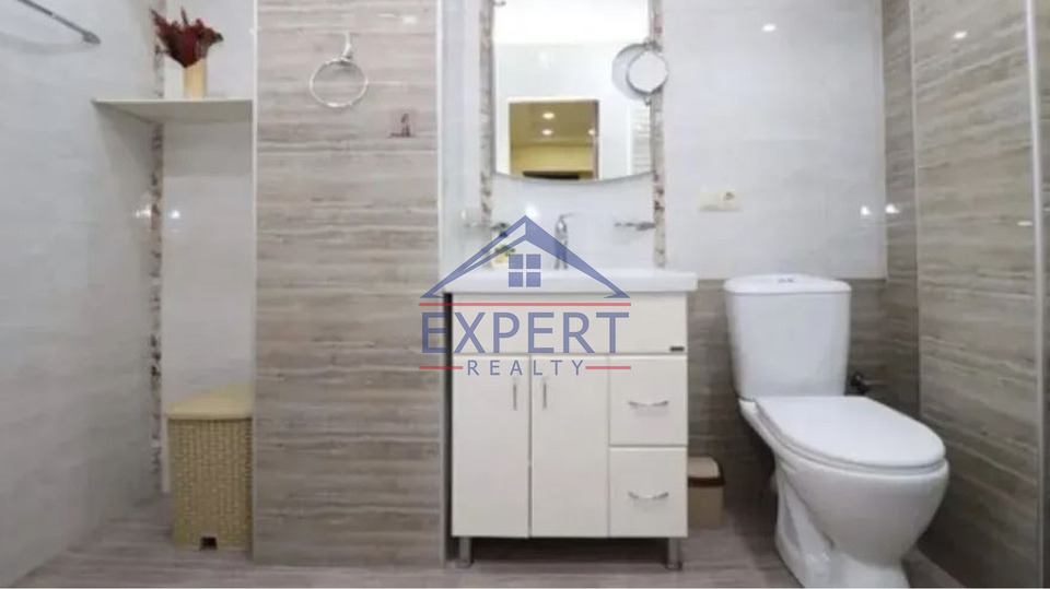 ԿԵՆՏՐՈՆ, ԱՐՇԱԿՈՒՆՅԱՑ ՊՈՂՈՏԱ, 3 ՍԵՆՅԱԿ