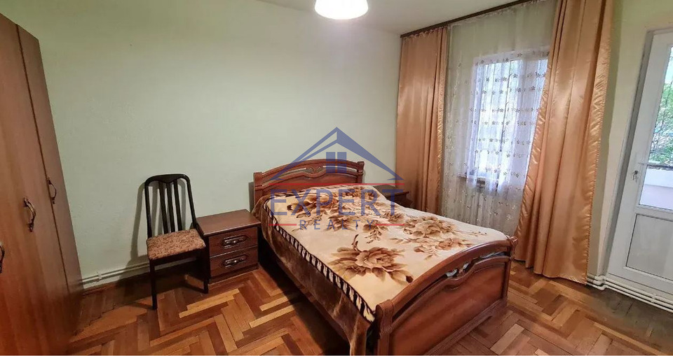 ԴԱՎԹԱՇԵՆ, 4 ԹԱՂԱՄԱՍ, 3 ՍԵՆՅԱԿ
