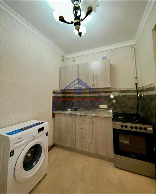ԱՐԱԲԿԻՐ, ԳՐԻԲՈՅԵԴՈՎԻ ՓՈՂՈՑ, 2 ՍԵՆՅԱԿ