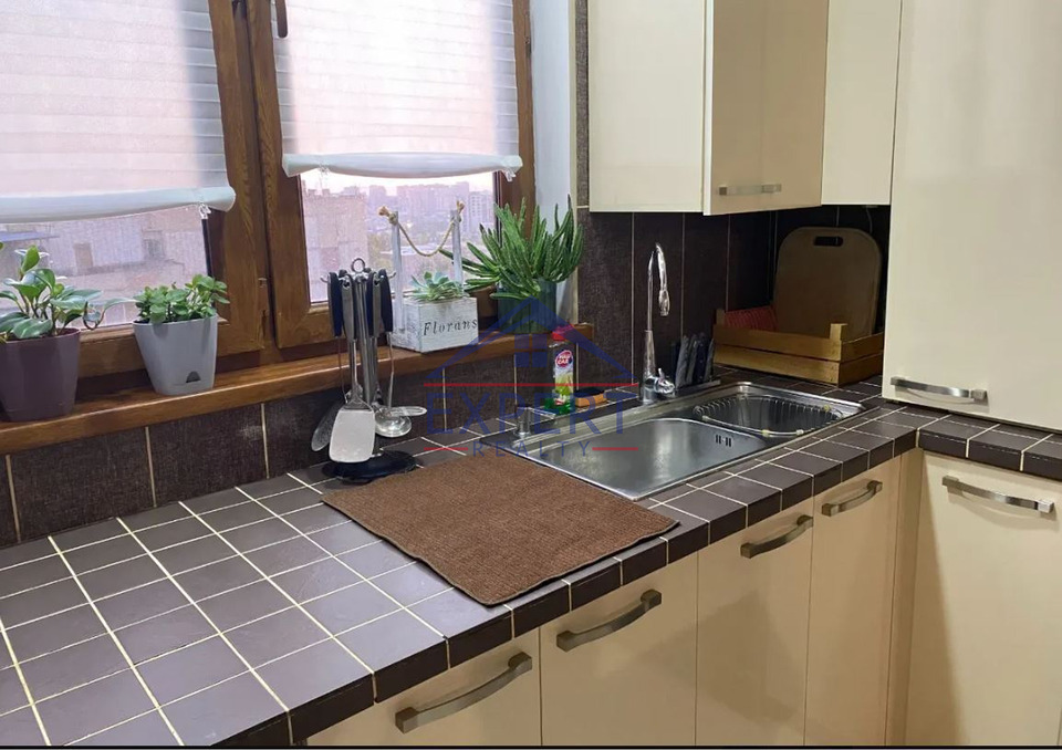 ԱՎԱՆ-ԱՌԻՆՋ, 1-ԻՆ ՄԻԿՐՈՇՐՋԱՆ, 3 ՍԵՆՅԱԿ