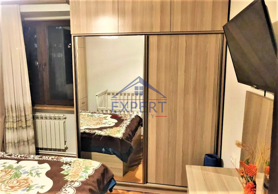 ԿԵՆՏՐՈՆ, Ե․ ՔՈՉԱՐԻ ՓՈՂՈՑ, 4 ՍԵՆՅԱԿ