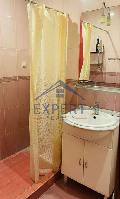 ԿԵՆՏՐՈՆ, ԱՐԳԻՇՏԻ ՓՈՂՈՑ, 3 ՍԵՆՅԱԿ