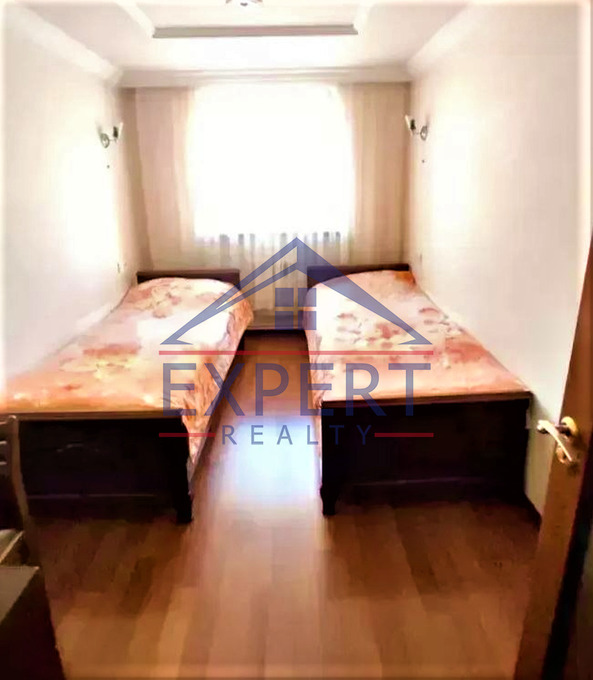 ՔԱՆԱՔԵՌ ԶԵՅԹՈՒՆ, ԴՐՈՅԻ ՓՈՂՈՑ, 5 ՍԵՆՅԱԿ