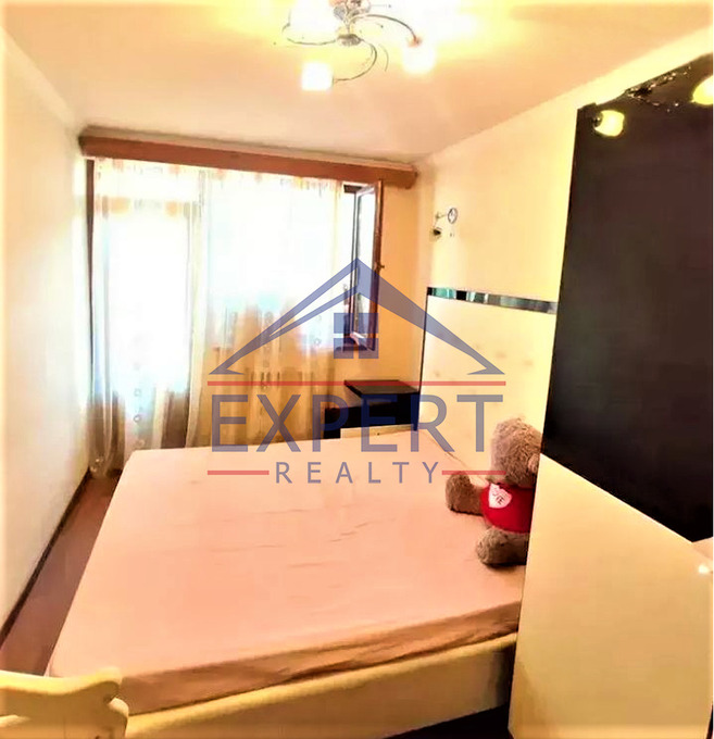 ՔԱՆԱՔԵՌ ԶԵՅԹՈՒՆ, ԴՐՈՅԻ ՓՈՂՈՑ, 5 ՍԵՆՅԱԿ