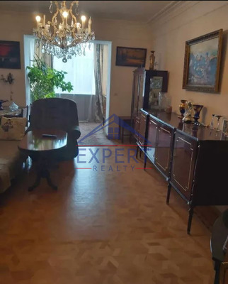 ԱՐԱԲԿԻՐ, ՎԱՂԱՐՇ ՎԱՂԱՐՇՅԱՆ ՓՈՂՈՑ, 4 ՍԵՆՅԱԿ