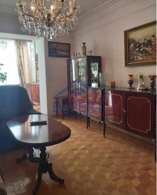 ԱՐԱԲԿԻՐ, ՎԱՂԱՐՇ ՎԱՂԱՐՇՅԱՆ ՓՈՂՈՑ, 4 ՍԵՆՅԱԿ