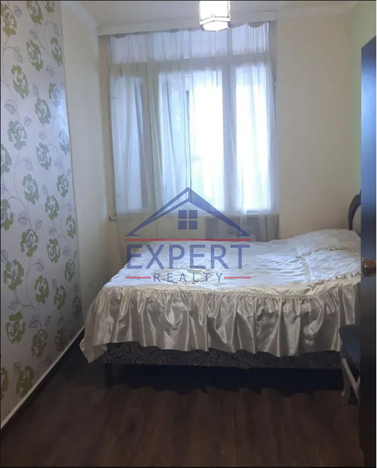 ԱՋԱՓՆՅԱԿ, ՄԱՐԳԱՐՅԱՆ ՓՈՂՈՑ, 3 ՍԵՆՅԱԿ