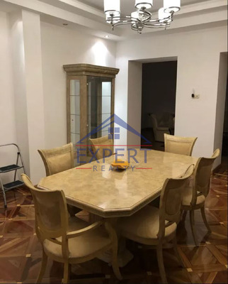 ԿԵՆՏՐՈՆ, ԱՅԱՍԻ ՓՈՂՈՑ, 4 ՍԵՆՅԱԿ