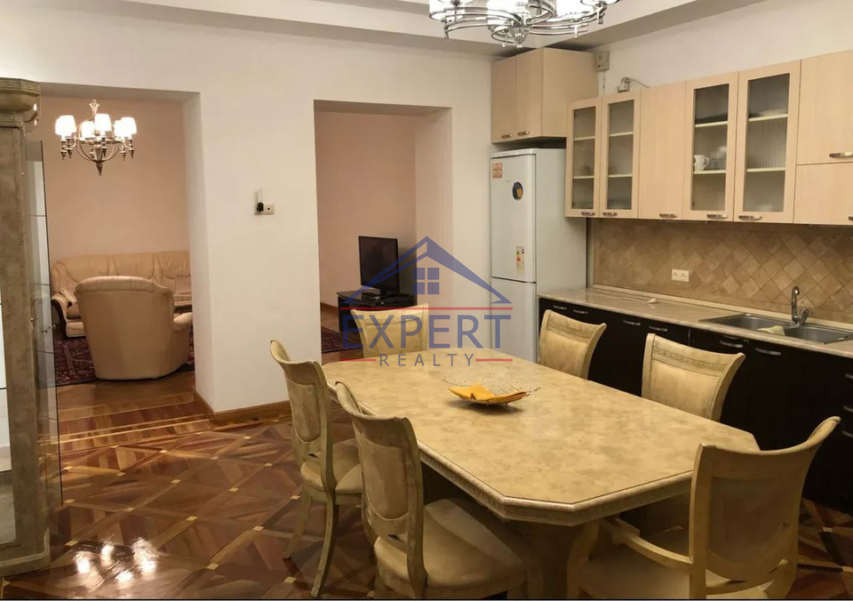 ԿԵՆՏՐՈՆ, ԱՅԱՍԻ ՓՈՂՈՑ, 4 ՍԵՆՅԱԿ