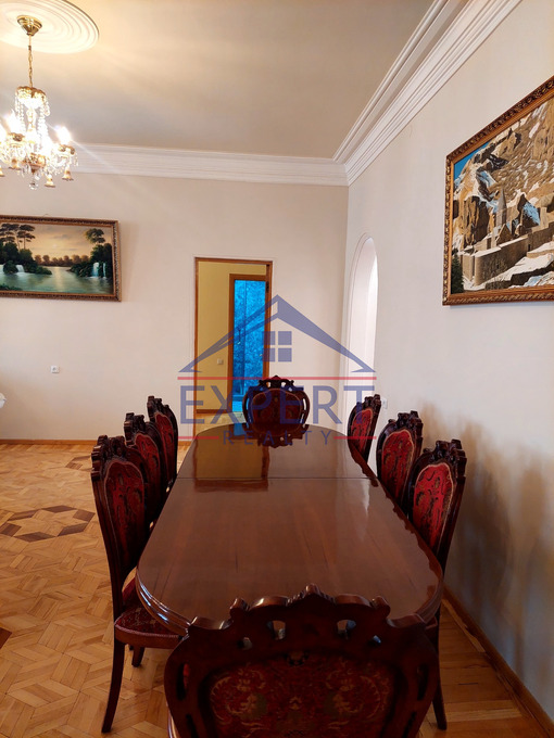 ԿԵՆՏՐՈՆ ՍԻՍԱՎԱՆԻ ՓՈՂՈՑ  4 ՍԵՆՅԱԿ