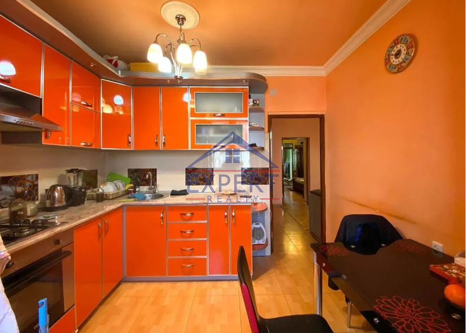 ԱՐԱԲԿԻՐ, ՓԱՓԱԶՅԱՆ ՓՈՂՈՑ,  ՍԵՆՅԱԿ