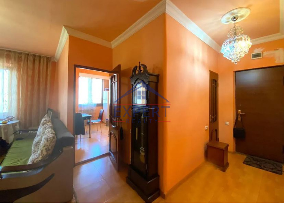 ԱՐԱԲԿԻՐ, ՓԱՓԱԶՅԱՆ ՓՈՂՈՑ,  ՍԵՆՅԱԿ