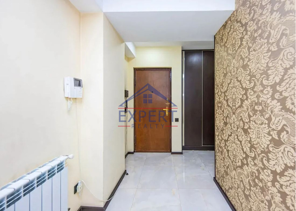 ԱՐԱԲԿԻՐ, ԱՎԵՏԻՍՅԱՆ ՓՈՂՈՑ,  3 ՍԵՆՅԱԿ