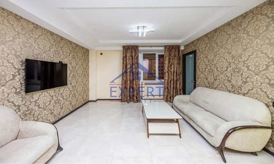 ԱՐԱԲԿԻՐ, ԱՎԵՏԻՍՅԱՆ ՓՈՂՈՑ,  3 ՍԵՆՅԱԿ