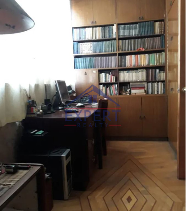 ԿԵՆՏՐՈՆ, ՍԱՅԱԹ ՆՈՎԱ ՊՈՂՈՏԱ, 3 ՍԵՆՅԱԿ