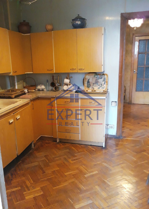 ԿԵՆՏՐՈՆ, ՍԱՅԱԹ ՆՈՎԱ ՊՈՂՈՏԱ, 3 ՍԵՆՅԱԿ