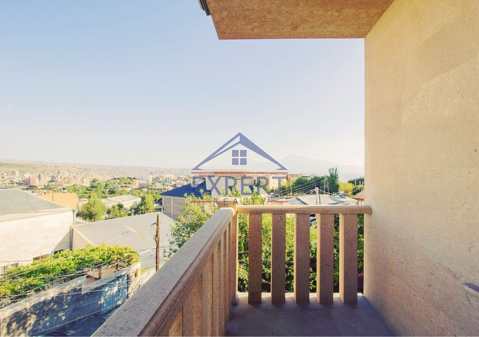 ԱՐԱԲԿԻՐ, ՍՈՍԵ ՓՈՂՈՑ, 8 ՍԵՆՅԱԿ