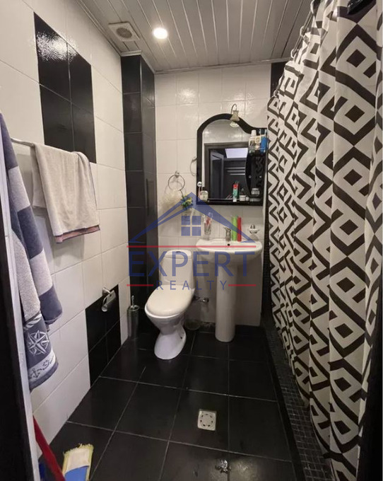 ԱՐԱԲԿԻՐ, ԿՈՄԻՏԱՍԻ ՊՈՂՈՏԱ, 3 ՍԵՆՅԱԿ