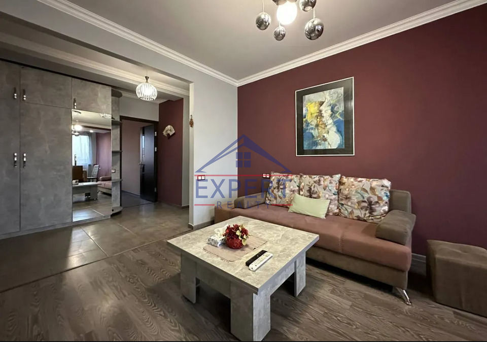 ԿԵՆՏՐՈՆ, ԱԳԱԹԱՆԳԵՂՈՍ, 3 ՍԵՆՅԱԿ