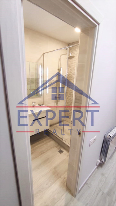 ԿԵՆՏՐՈՆ, ԱՐԳԻՇՏԻ ՓՈՂՈՑ, 1 ՍԵՆՅԱԿ