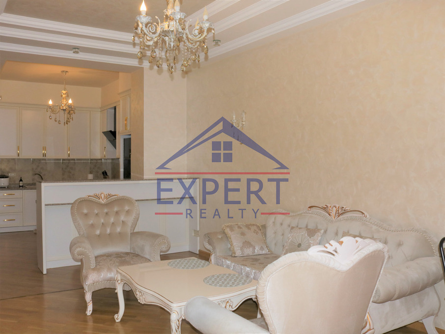 ԿԵՆՏՐՈՆ, ԱՐԱՄԻ ՓՈՂՈՑ, 2 ՍԵՆՅԱԿ