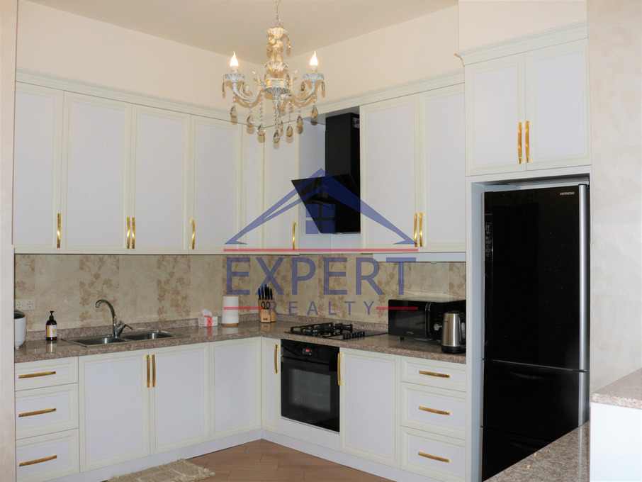 ԿԵՆՏՐՈՆ, ԱՐԱՄԻ ՓՈՂՈՑ, 2 ՍԵՆՅԱԿ