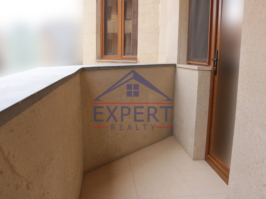 ԿԵՆՏՐՈՆ, ԱՐԱՄԻ ՓՈՂՈՑ, 2 ՍԵՆՅԱԿ