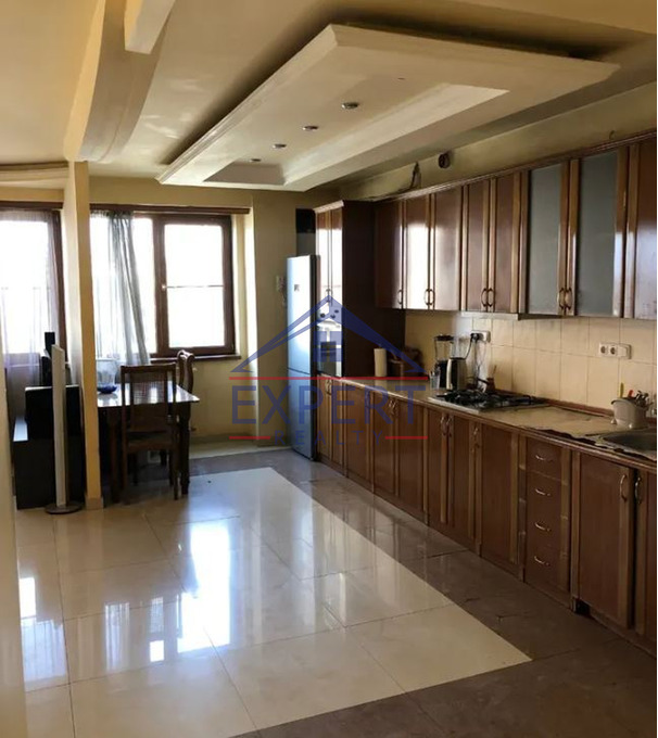 ՄԱԼԱԹԻԱ ՍԵԲԱՍՏԻԱ, ԳՈՒՍԱՆ ՇԵՐԱՄԻ ՓՈՂՈՑ, 4 ՍԵՆՅԱԿ