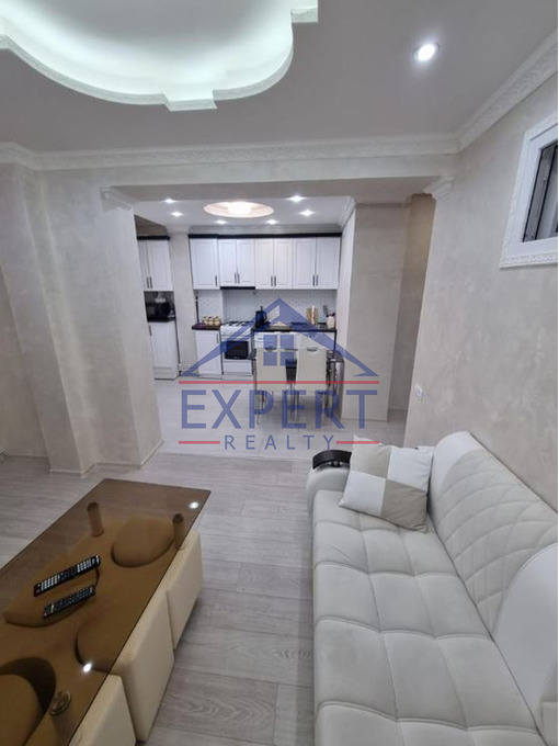 ԿԵՆՏՐՈՆ, ԶԱՔՅԱՆ ՓՈՂՈՑ, 2 ՍԵՆՅԱԿ