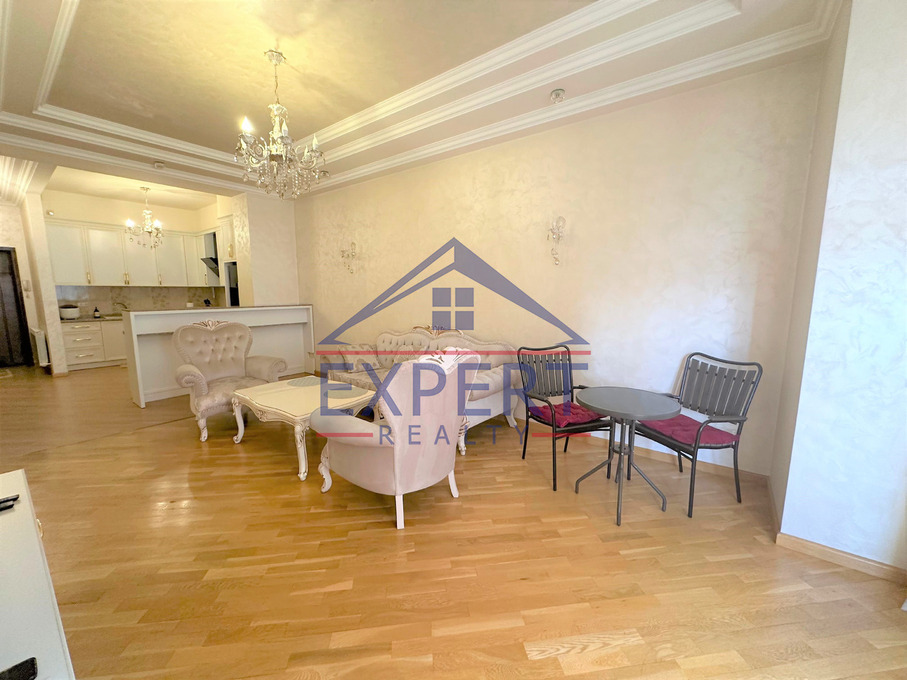 ԿԵՆՏՐՈՆ, ԱՐԱՄԻ ՓՈՂՈՑ, 2 ՍԵՆՅԱԿ