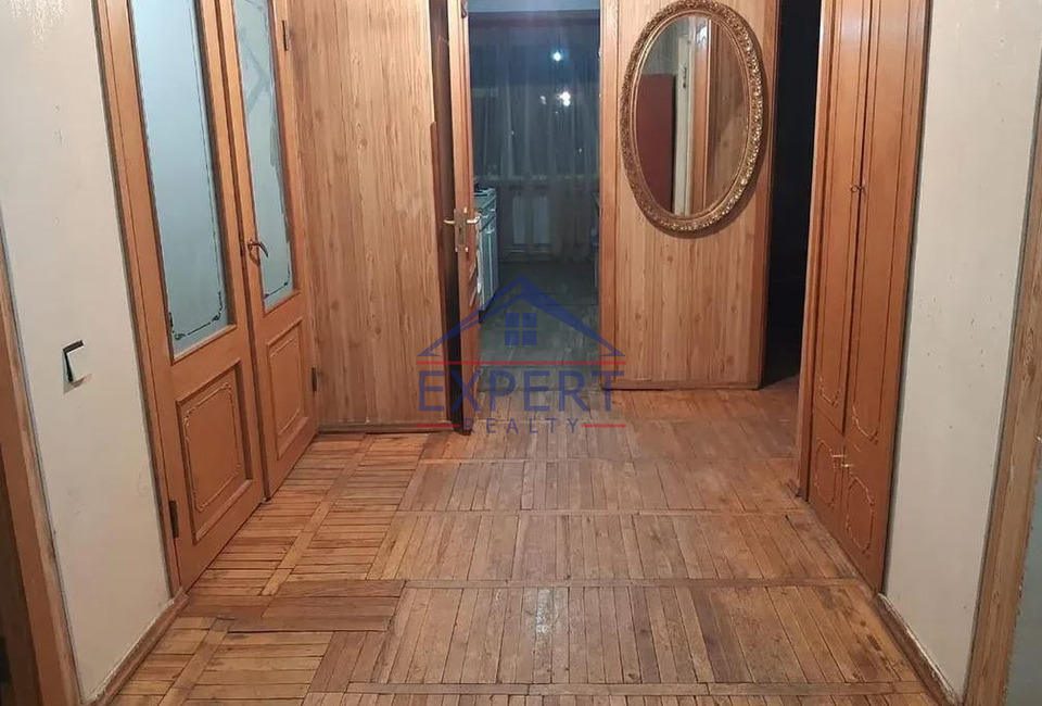ՄԱԼԱԹԻԱ ՍԵԲԱՍՏԻԱ, ՐԱՖՖՈՒ ՓՈՂՈՑ, 3 ՍԵՆՅԱԿ