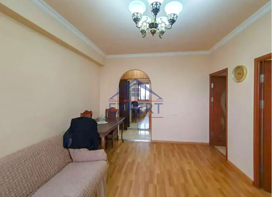 ԱՐԱԲԿԻՐ, ԳՐԻԲՈՅԵԴՈՎԻ ՓՈՂՈՑ, 2 ՍԵՆՅԱԿ