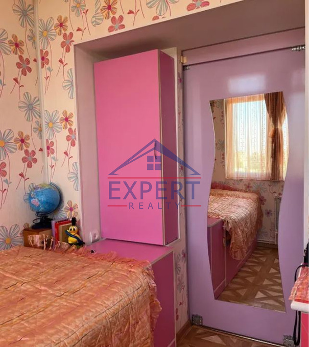 ԱՋԱՓՆՅԱԿ, ՖՈՒՉԻԿԻ ՓՈՂՈՑ, 2 ՍԵՆՅԱԿ
