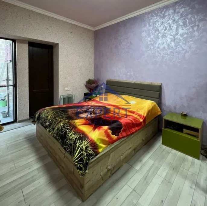 ՄԱԼԱԹԻԱ ՍԵԲԱՍՏԻԱ, ՀԱՂԹԱՆԱԿԻ ԹԱՂԱՄԱՍ, 4 ՍԵՆՅԱԿ