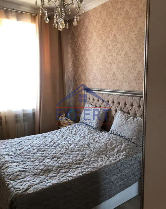 ԱՋԱՓՆՅԱԿ, ԼԵՆԻՆԳՐԱԴՅԱՆ ՓՈՂՈՑ, 2 ՍԵՆՅԱԿ
