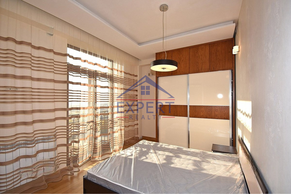 ԴԱՎԹԱՇԵՆ, ՍԱՍՆԱ ԾՌԵՐ ՓՈՂՈՑ, 3 ՍԵՆՅԱԿ