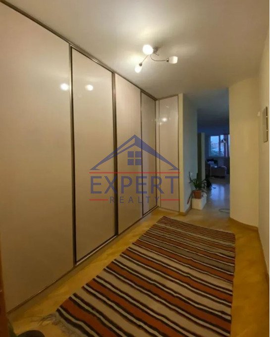 ԱՐԱԲԿԻՐ, ԳՅՈՒԼԲԵՆԿՅԱՆ ՓՈՂՈՑ, 3 ՍԵՆՅԱԿ