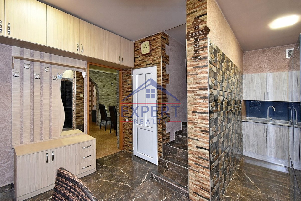 ԿԵՆՏՐՈՆ, ՄԱՇՏՈՑԻ ՊՈՂՈՏԱ 4 ՍԵՆՅԱԿ