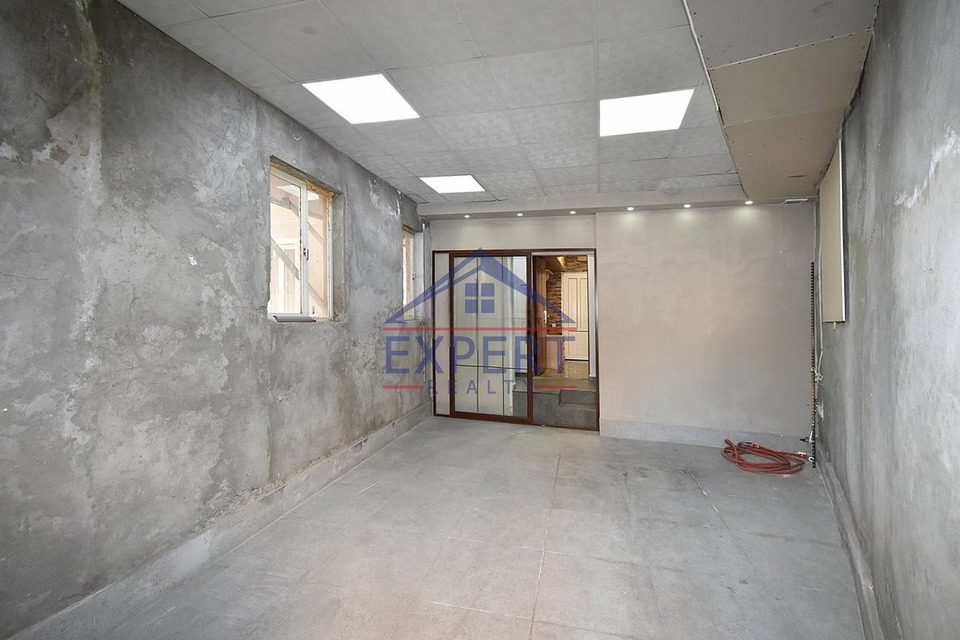 ԿԵՆՏՐՈՆ, ՄԱՇՏՈՑԻ ՊՈՂՈՏԱ 4 ՍԵՆՅԱԿ