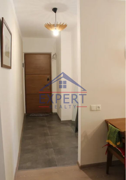 ԿԵՆՏՐՈՆ, ՄԱՇՏՈՑԻ ՊՈՂՈՏԱ, 3 ՍԵՆՅԱԿ