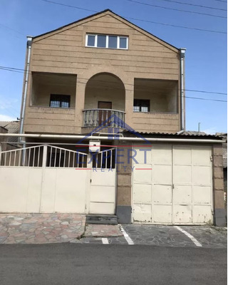 ԷԷրեբունի փողոց 6 սեն 250 քմ 2 հարկ