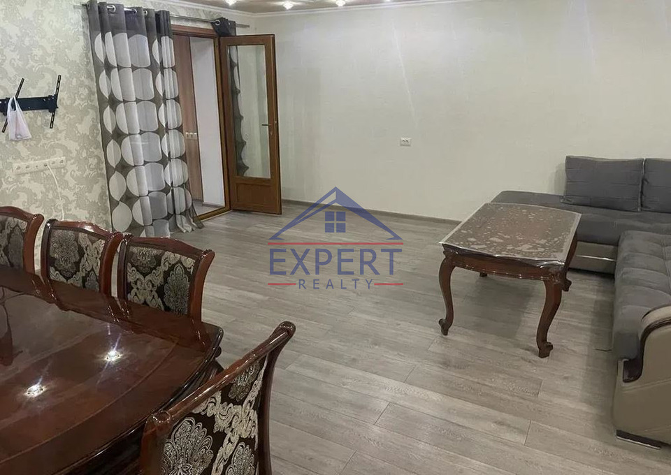 ԱՋԱՓՆՅԱԿ, ՄԱՐԳԱՐՅԱՆ ՓՈՂՈՑ, 3 ՍԵՆՅԱԿ