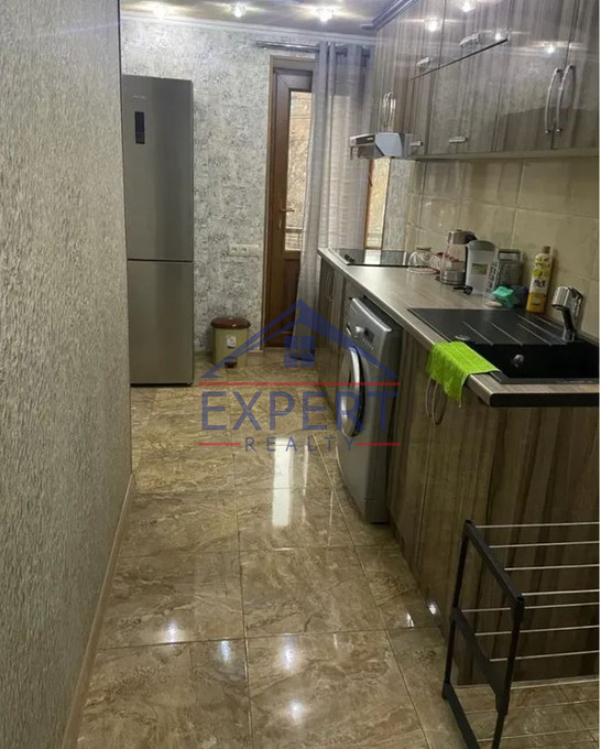 ԱՋԱՓՆՅԱԿ, ՄԱՐԳԱՐՅԱՆ ՓՈՂՈՑ, 3 ՍԵՆՅԱԿ