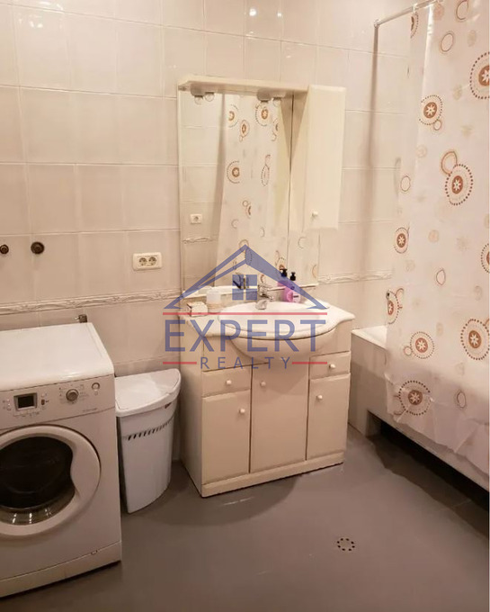 ԱՎԱՆ, 4-ՐԴ ՓՈՂՈՑ, 5 ՍԵՆՅԱԿ