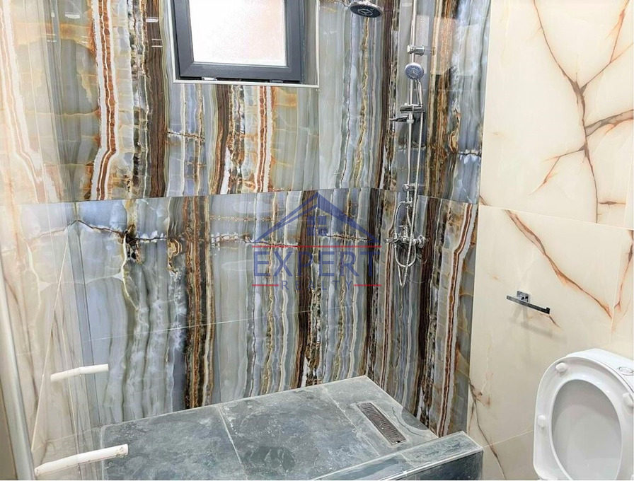 ՄԱԼԱԹԻԱ ՍԵԲԱՍՏԻԱ, ՔՈՒՉԱԿԻ ՓՈՂՈՑ, 4 ՍԵՆՅԱԿ