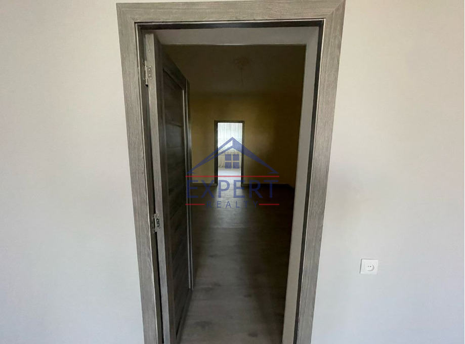 ՄԱԼԱԹԻԱ ՍԵԲԱՍՏԻԱ, ՔՈՒՉԱԿԻ ՓՈՂՈՑ, 4 ՍԵՆՅԱԿ