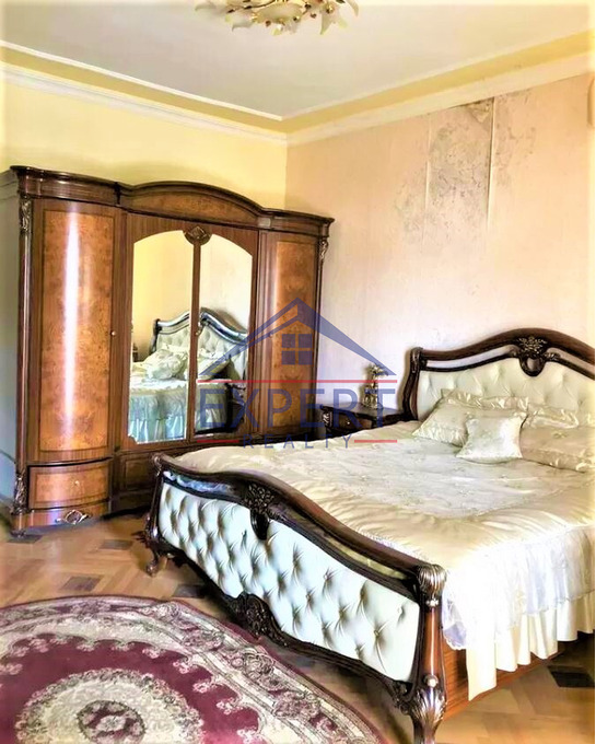 ԷՐԵԲՈՒՆԻ, ԷՐԵԲՈՒՆԻ ՓՈՂՈՑ, 6 ՍԵՆՅԱԿ