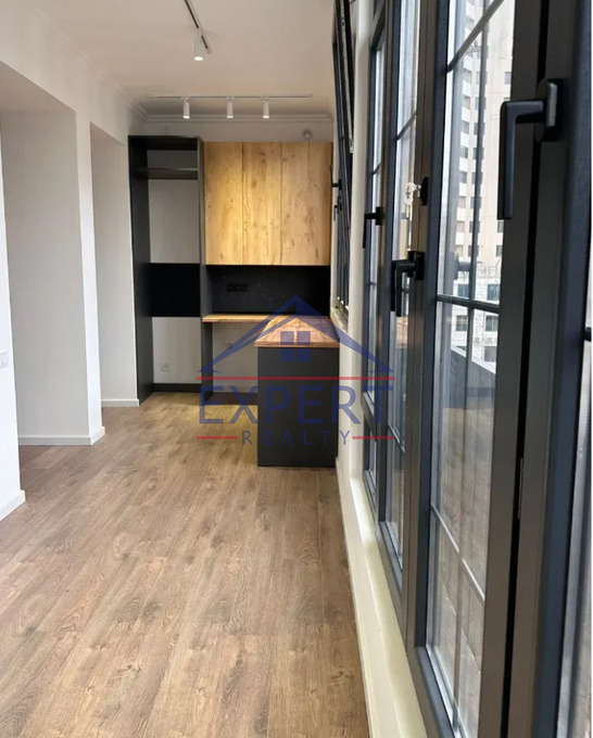 ԱՐԱԲԿԻՐ, ԿՈՄԻՏԱՍ, 2 ՍԵՆՅԱԿ