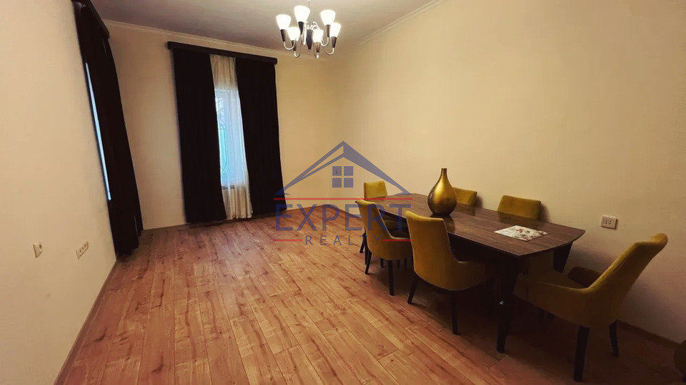 ԱՋԱՓՆՅԱԿ, ՆՈՐԱՇԵՆ ԹԱՂԱՄԱՍ, 4 ՍԵՆՅԱԿ